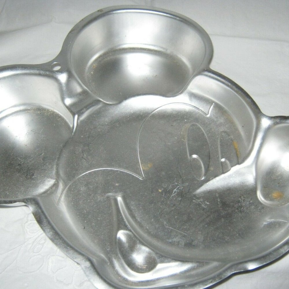 Wilton Mickey Mouse Cake Pan